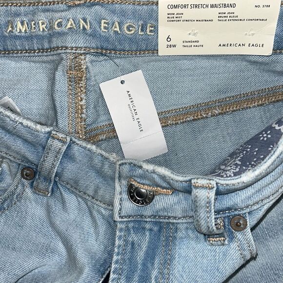 American Eagle Outfitters Mom Blue Mist Distressed Mom Jeans(Size 6Regular) - Picture 6 of 12